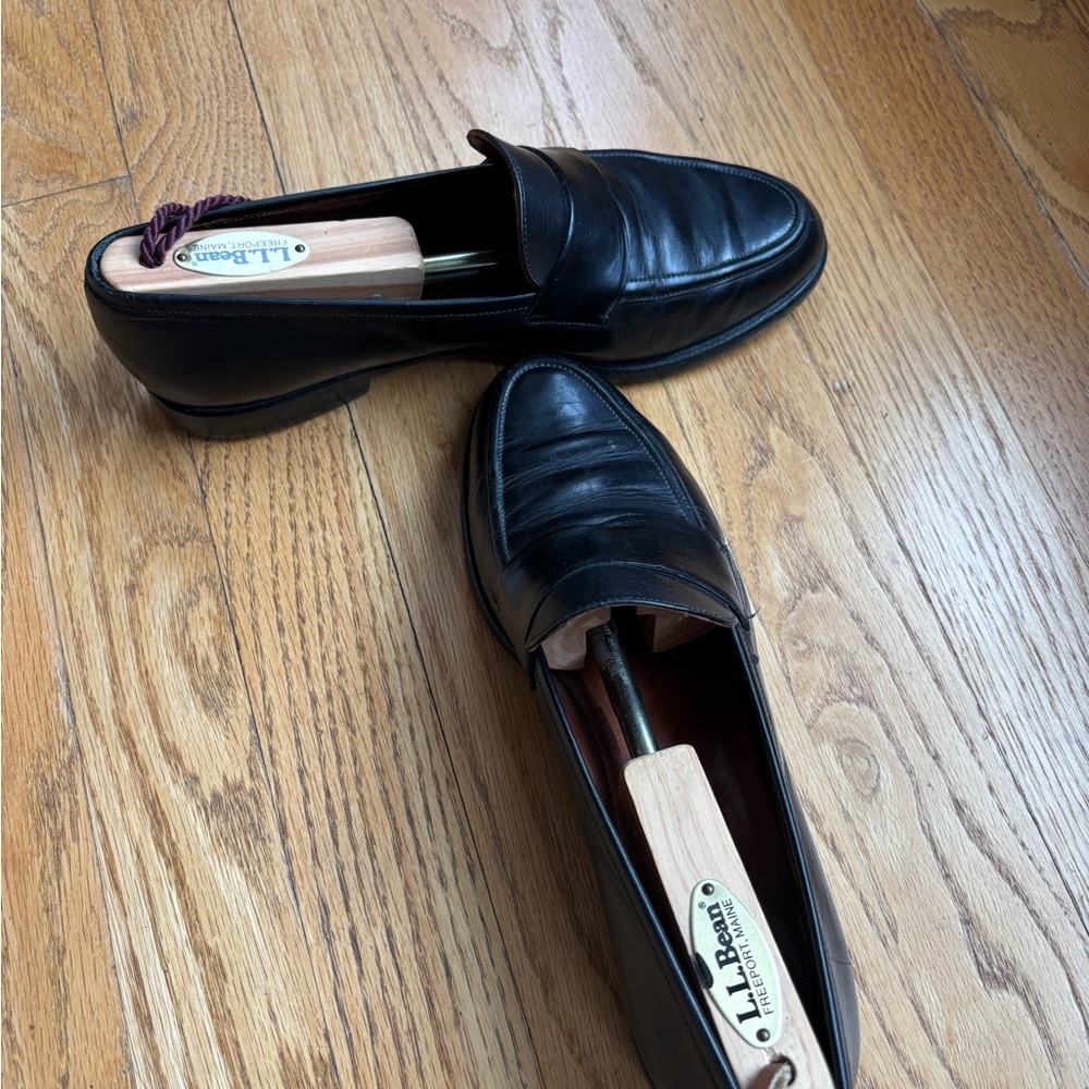 Coach Black Leather Women’s Loafers - Picture 3 of 8